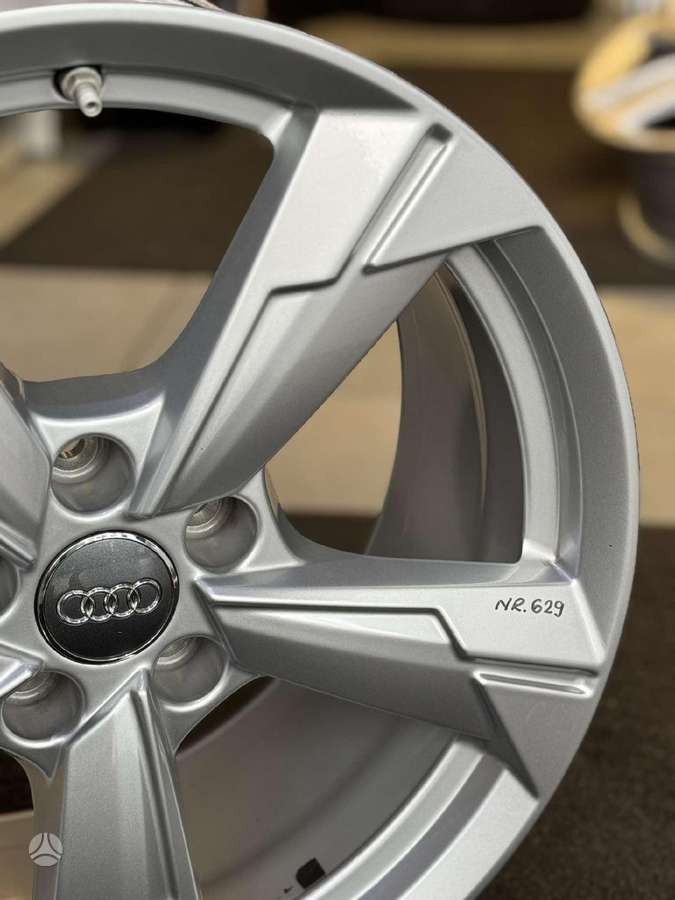 Audi A6 S6 ORIGINALŪS NR.629