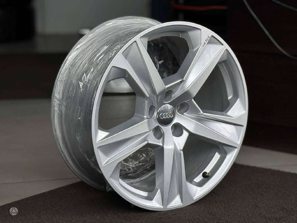 Audi ORIGINALŪS | KAIP NAUJI NR.802