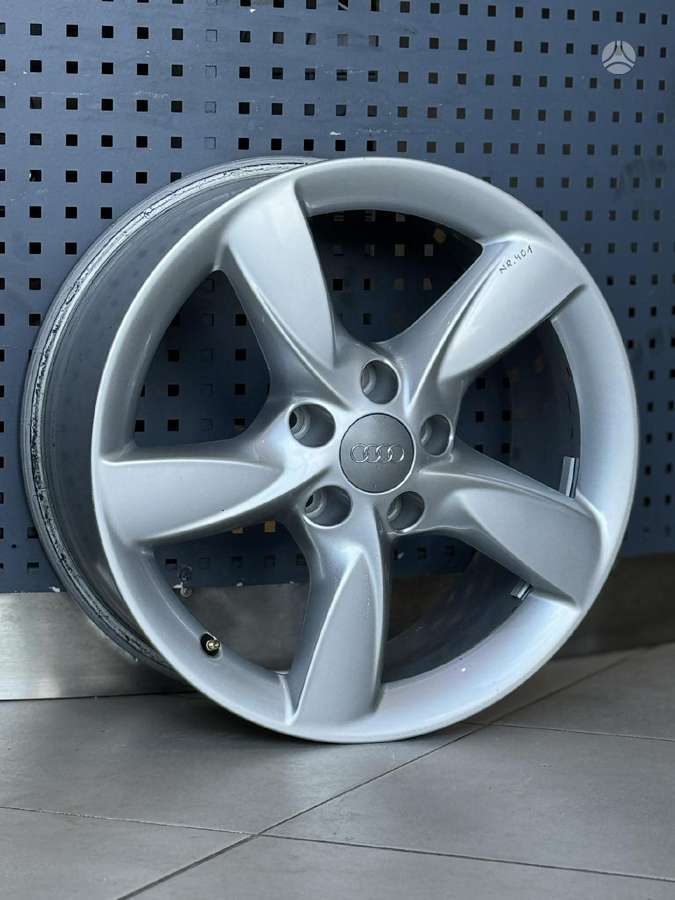 Audi ORIGINALŪS NR.401