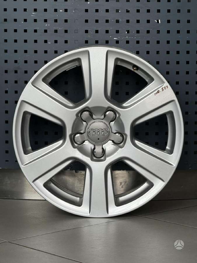 Audi ORIGINALŪS NR.587