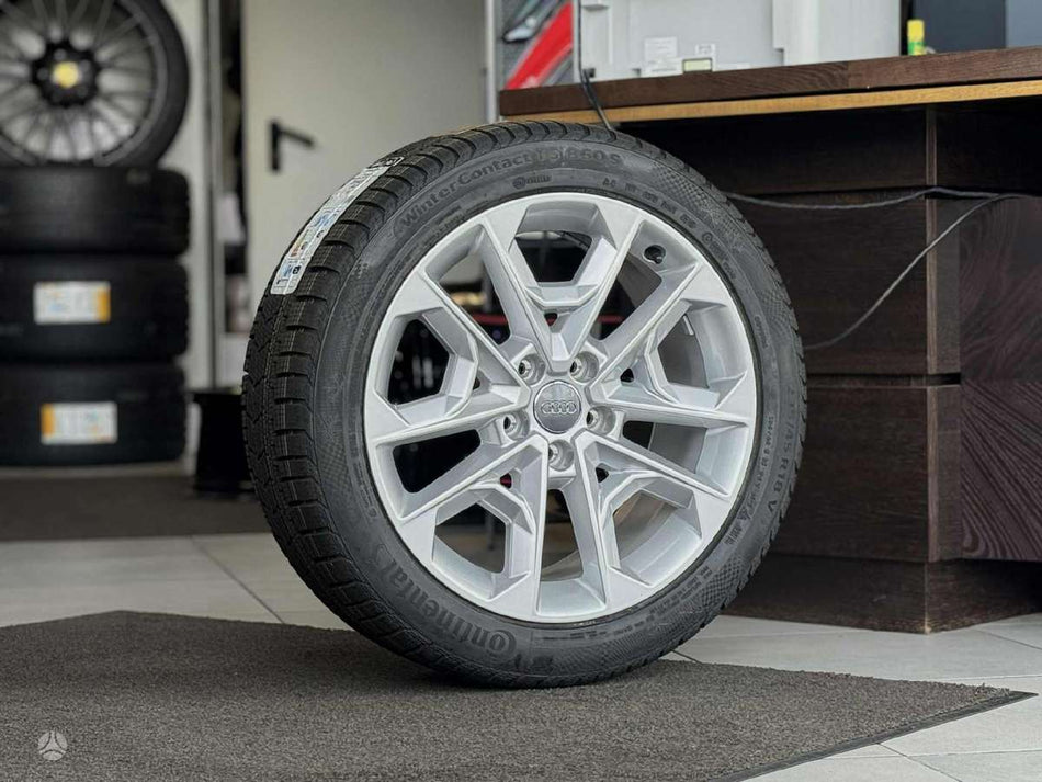 Audi ❄️Q2 SQ2 NAUJAS ORG. KOMPL.