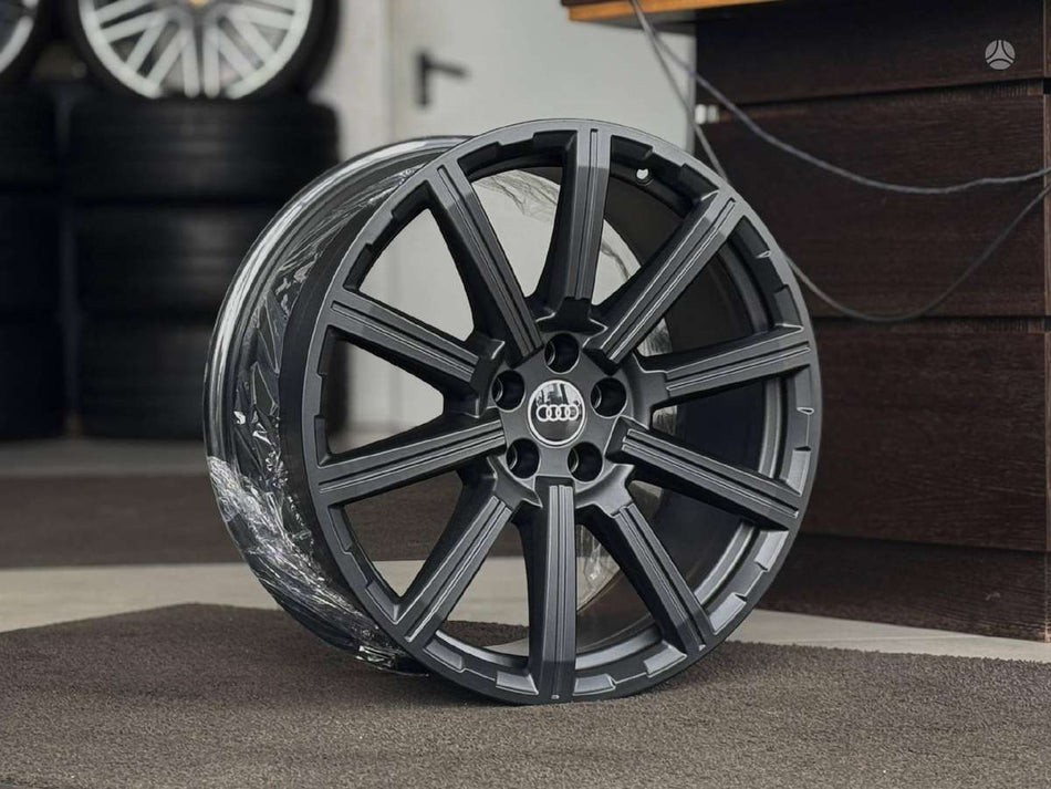 Audi SQ7 ORIGINALŪS NR.828