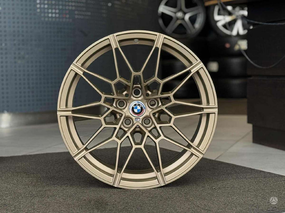 BMW M3 M4 G80/G82/G87 | 826M