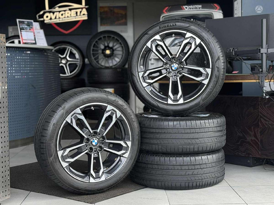 BMW X1/X2 U10/U11 871M ORG. | 2024