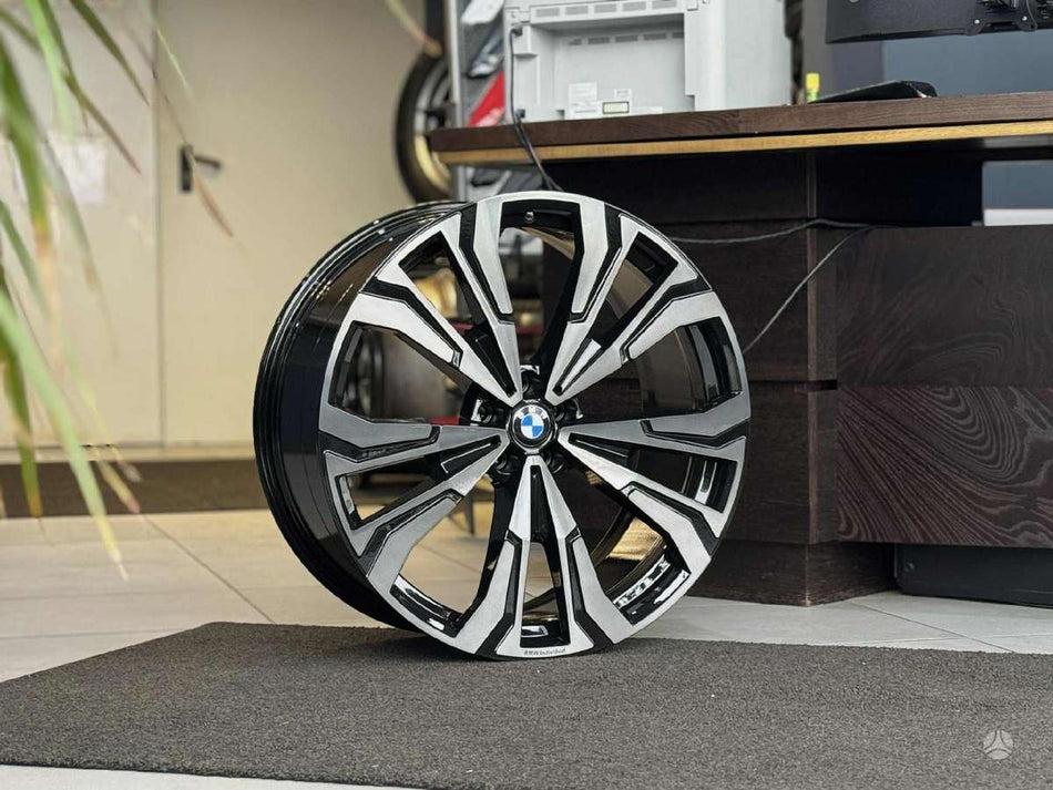 BMW X7 G07 STYLING 914I | OEM