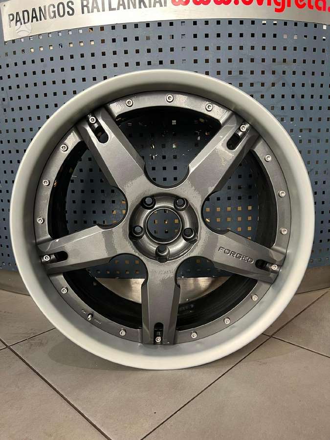 FORGED | 3 DALIŲ - ARDOMI