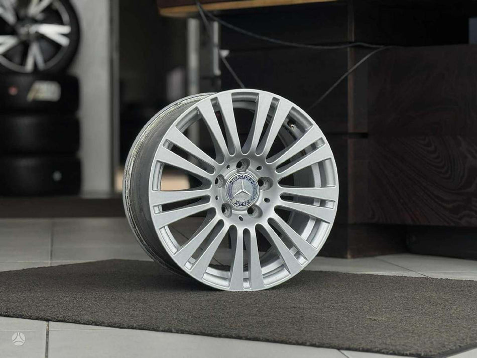 Mercedes-Benz E CLASS W207 ORIGINALŪS