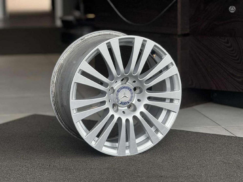 Mercedes-Benz E CLASS W207 ORIGINALŪS