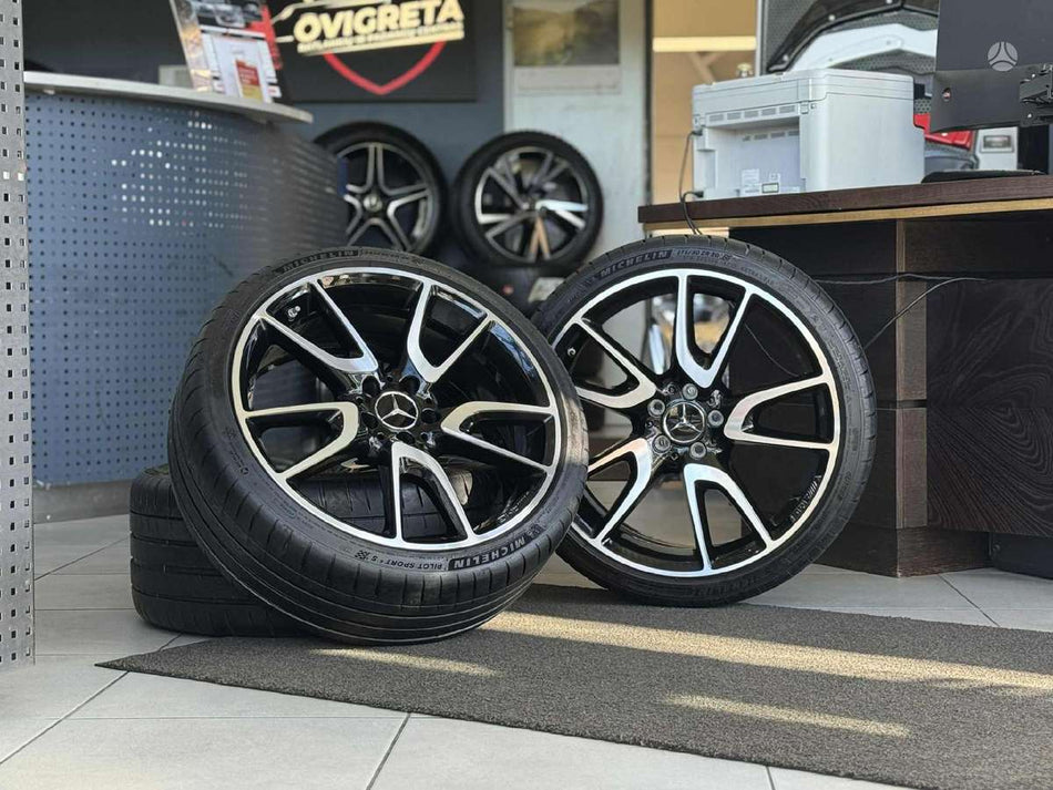 Mercedes-Benz E43 E53 AMG W213 +MICHELIN 4S
