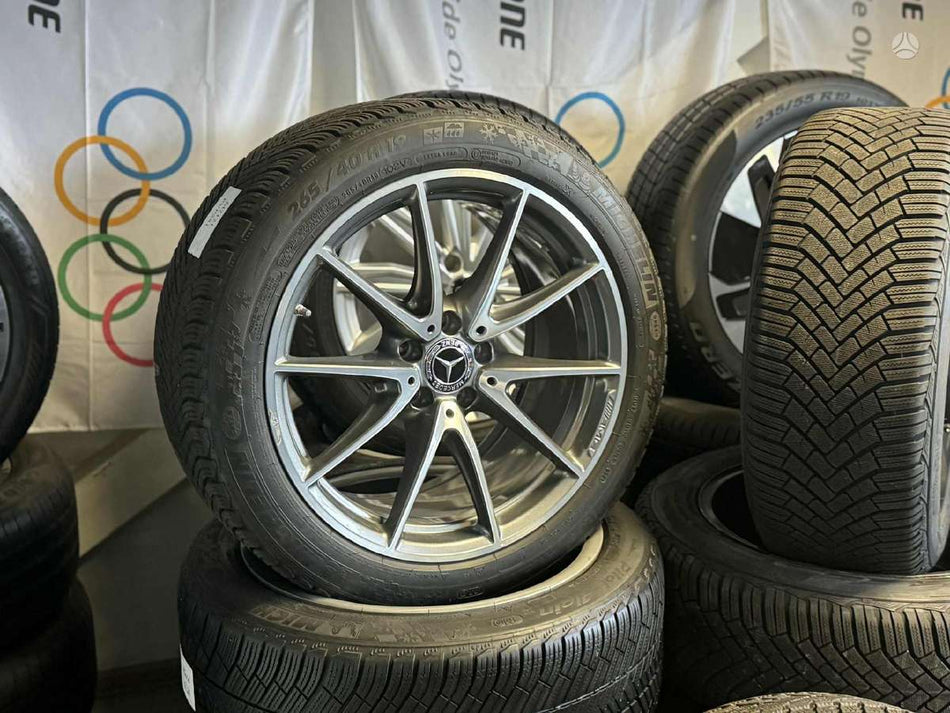 Mercedes-Benz E63 AMG(S) W213 +MICHELIN PA4