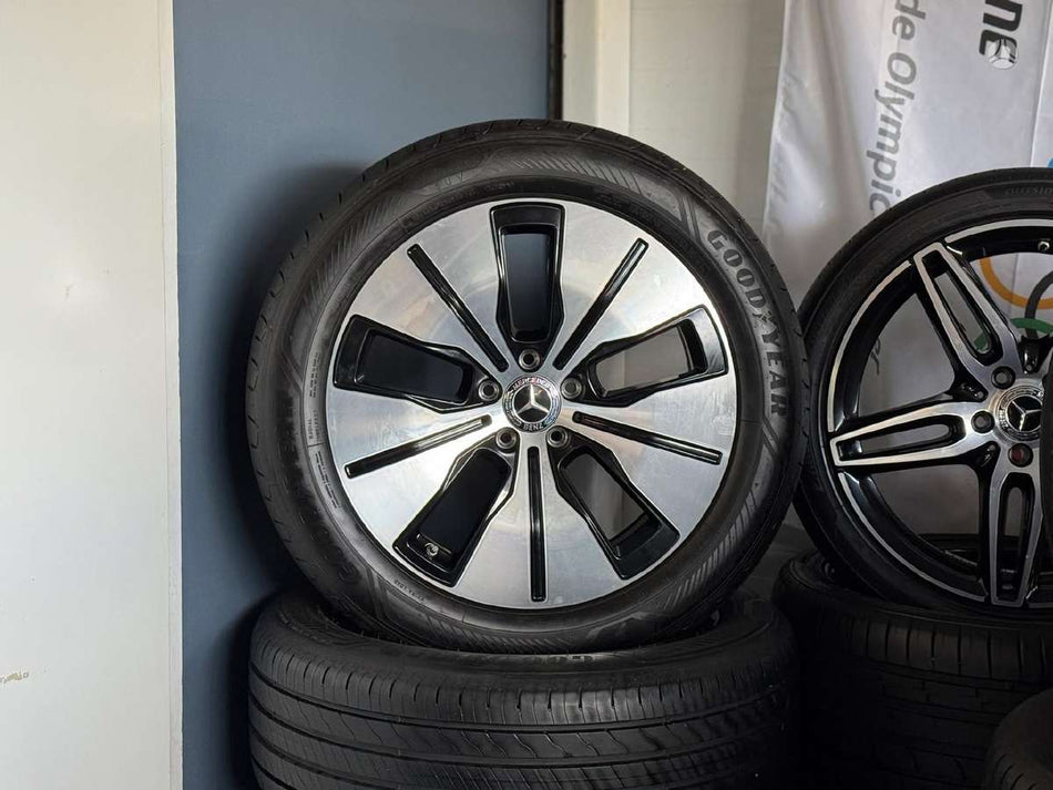 Mercedes-Benz EQC N293 ORG. KOMPL. | 2024