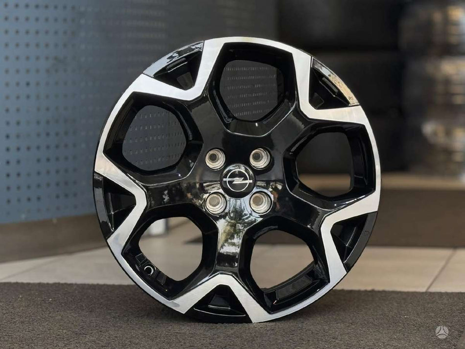 Opel CROSSLAND X | MOKKA B 4x108