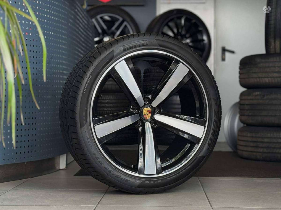 Porsche MACAN EXCLUSIVE ORG. KOMPL.