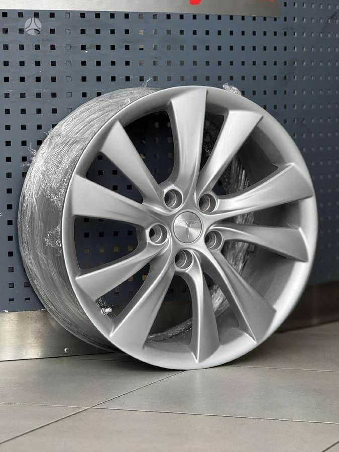 TESLA MODEL S ORIGINALŪS NR.349