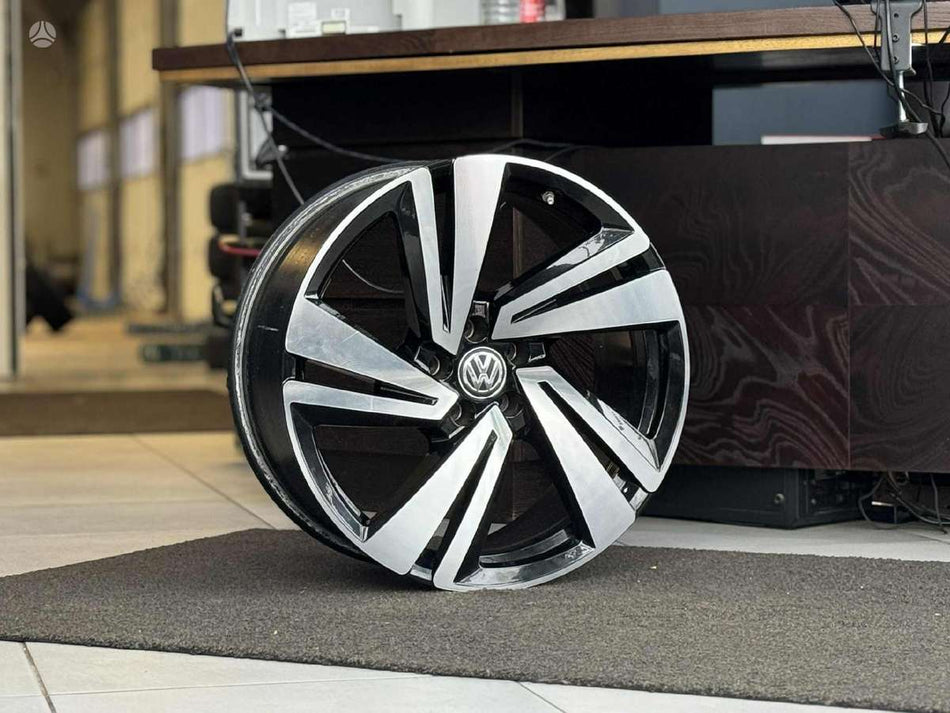 Volkswagen TOUAREG II ,,NEVADA'' ORG.