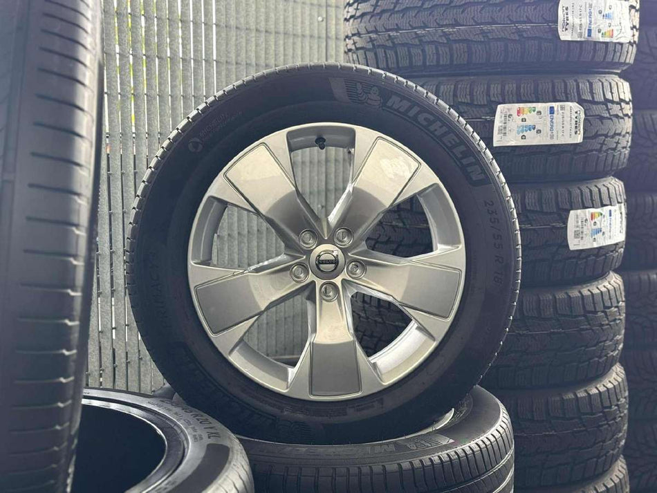 Volvo ORIGINALUS KOMPL. +MICHELIN