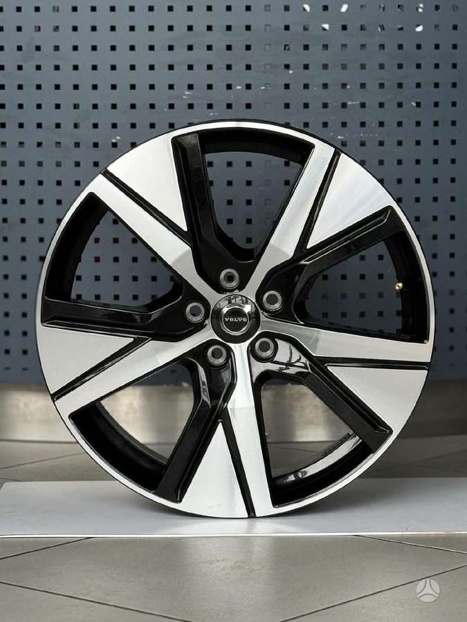 Volvo ORIGINALŪS | XC40 XC60 C40