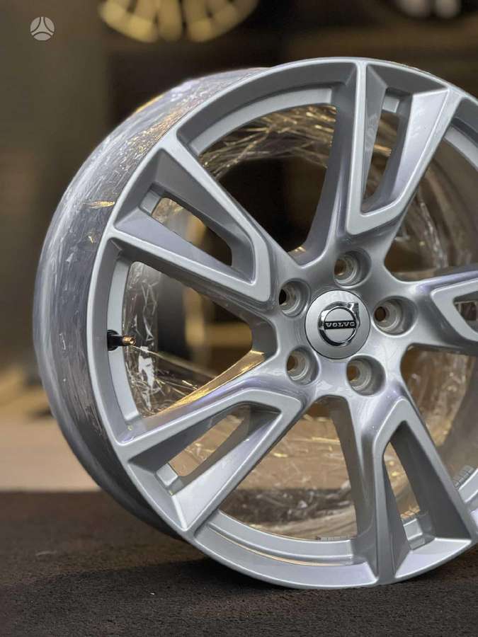 Volvo V90 S90 ORIGINALŪS NR.678